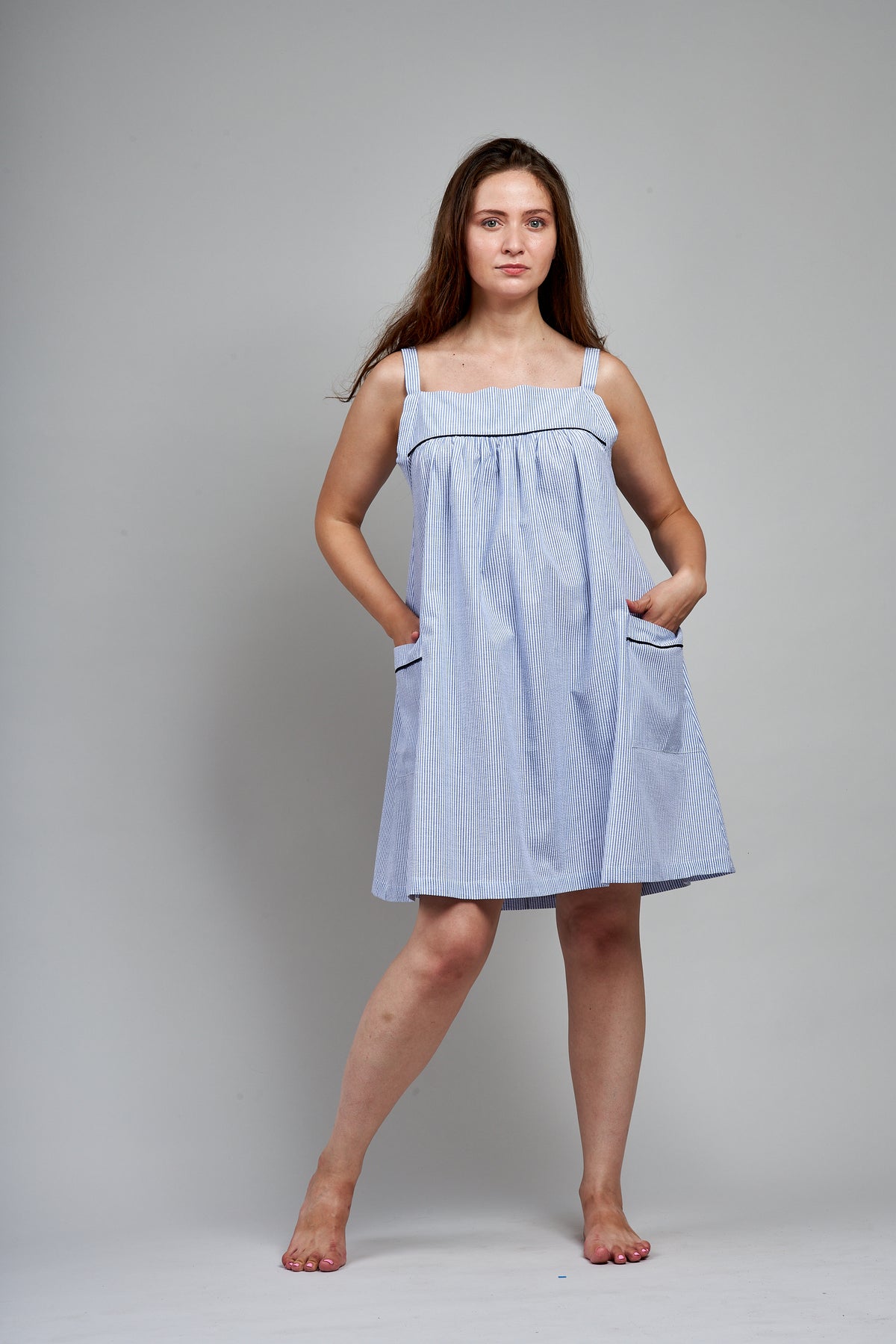 7604- Short summer gown