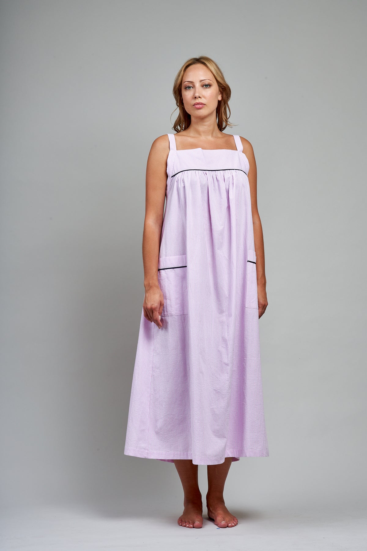 7605 Long summer gown