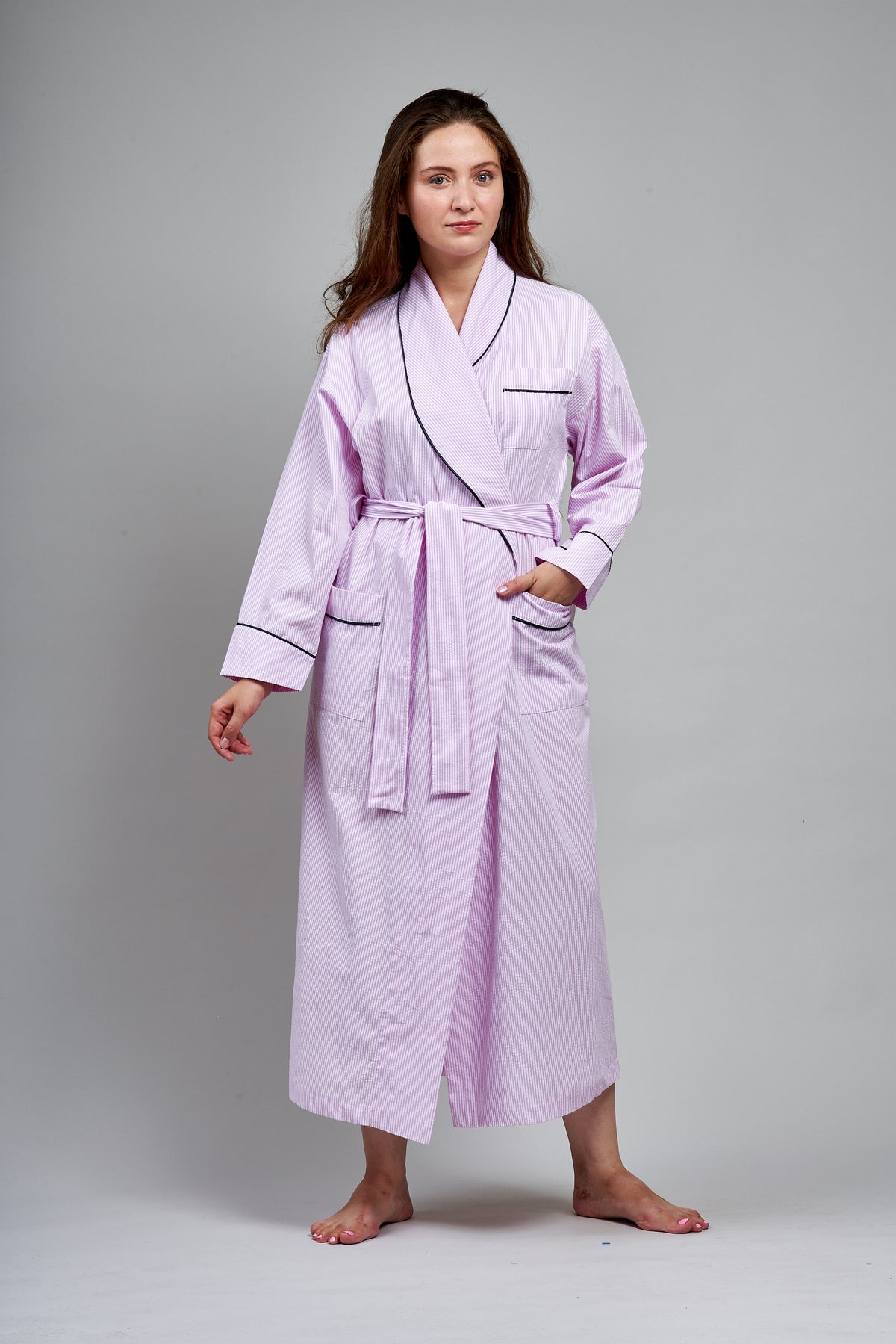 7612-7613 Long robe with shawl collar