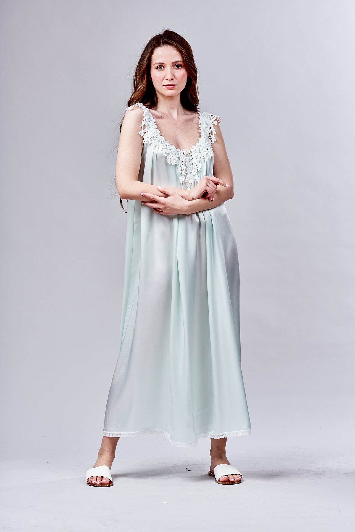 4007 -  Long Gown with Venice lace