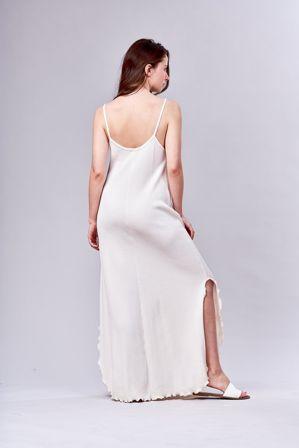 8508 Long sleeveless gown with Venice lace