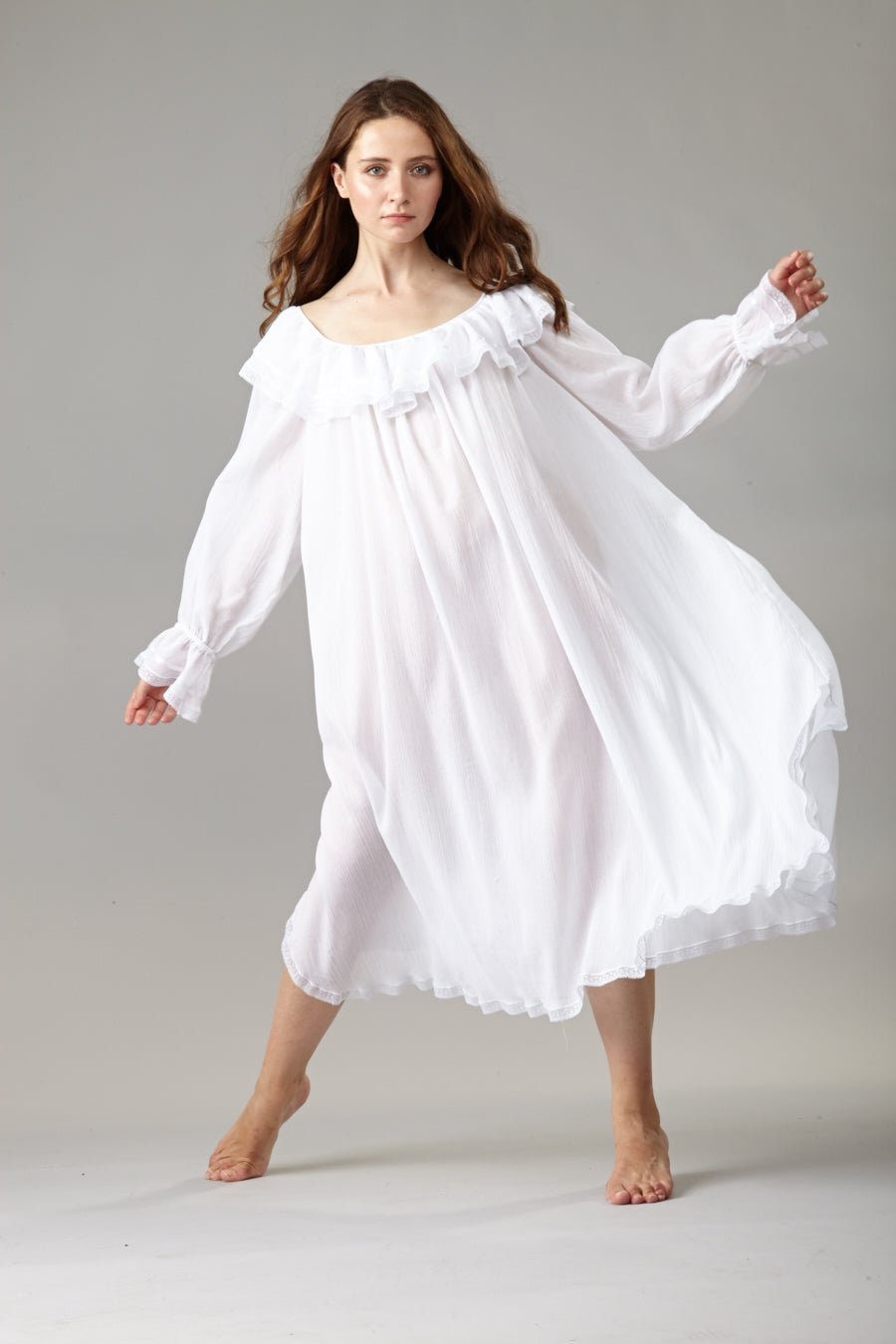 3508 - Gorgeous romantic gown- ONE LEFT (One size)