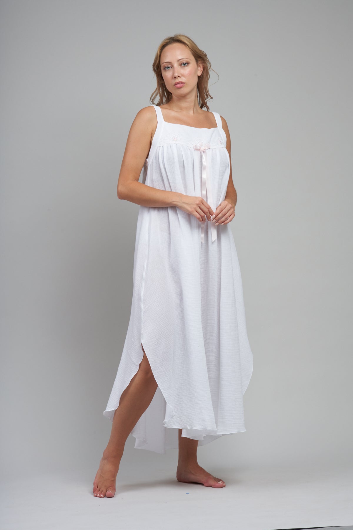 3064 - Long gown with straps