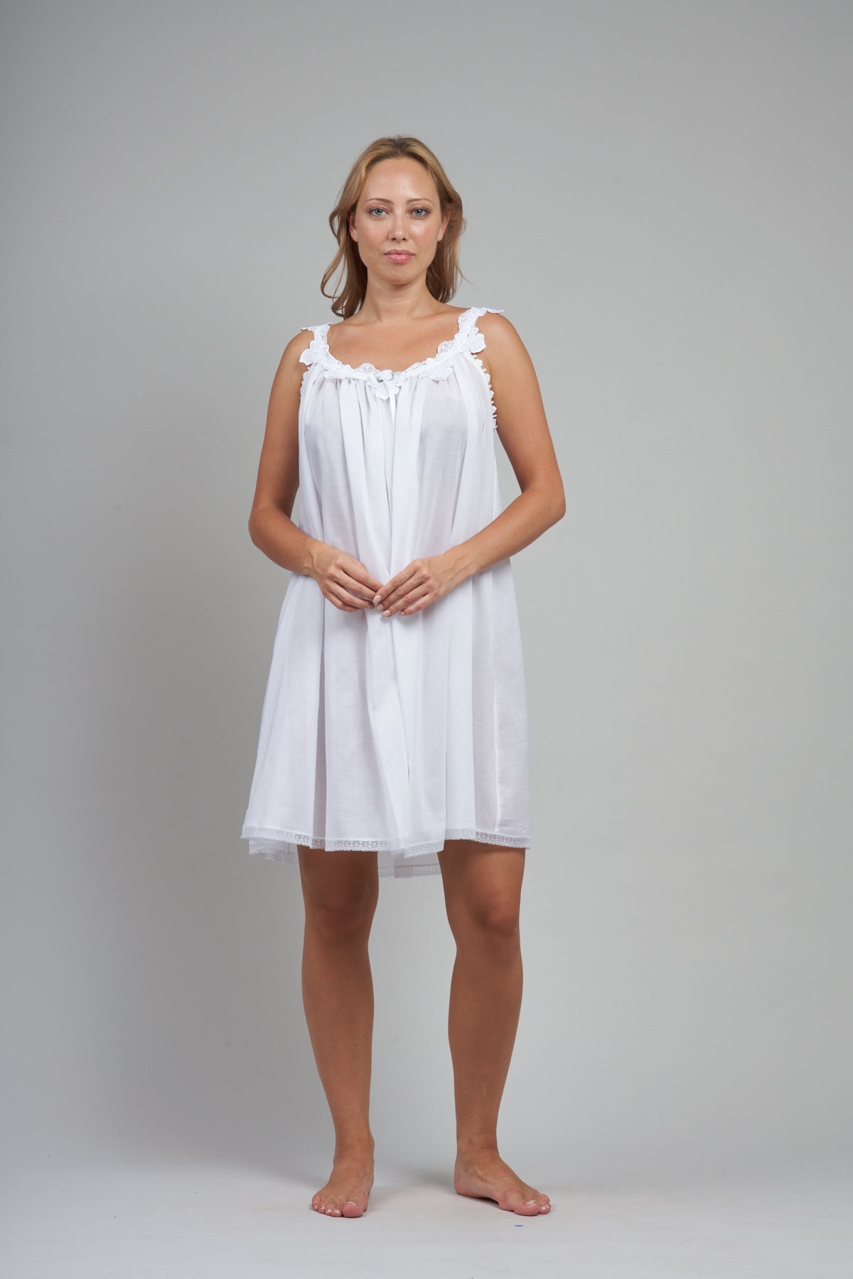 901 -  Short gown with flower sh. straps- Newly joined the Classics !