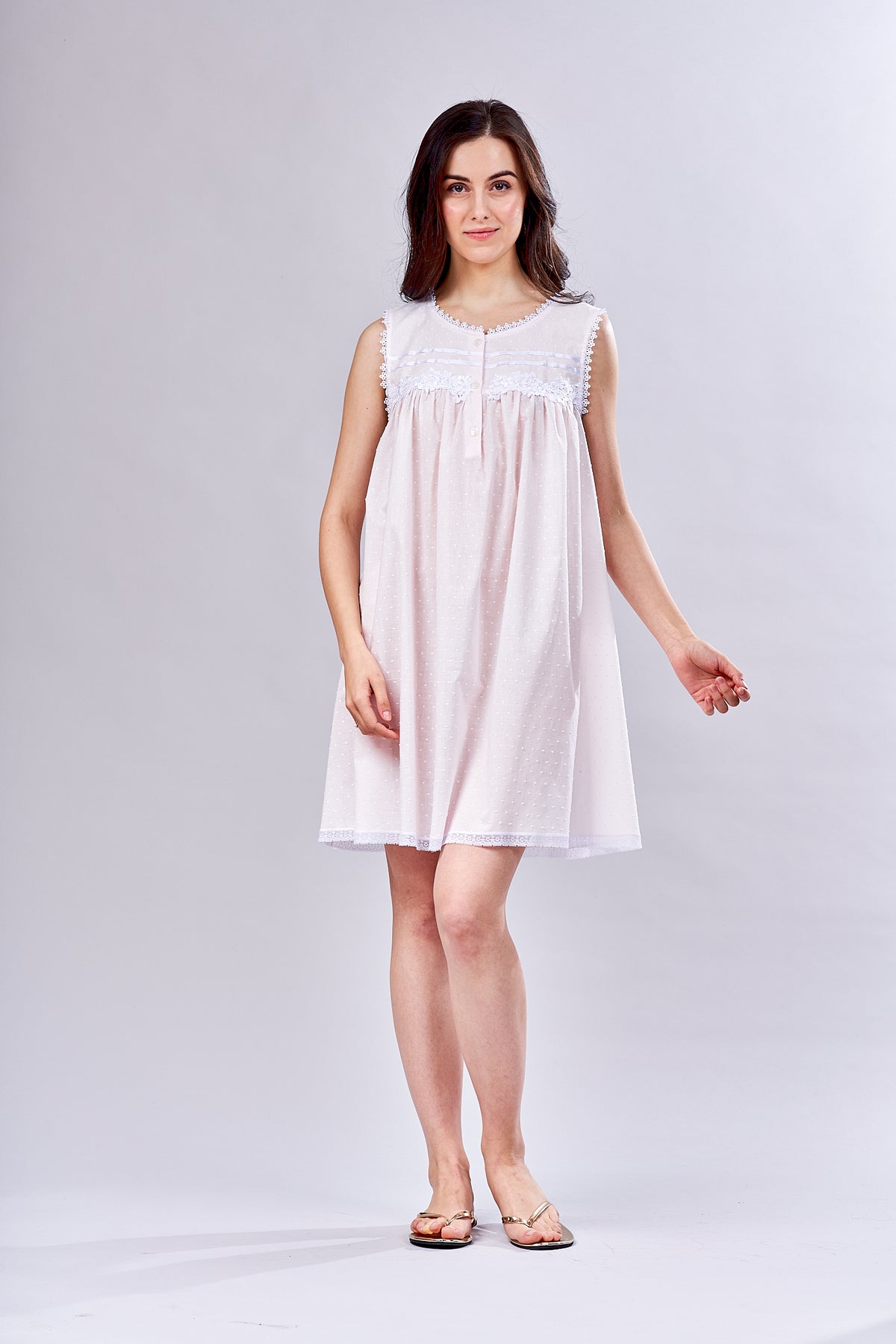 6510 Short gown w yoke