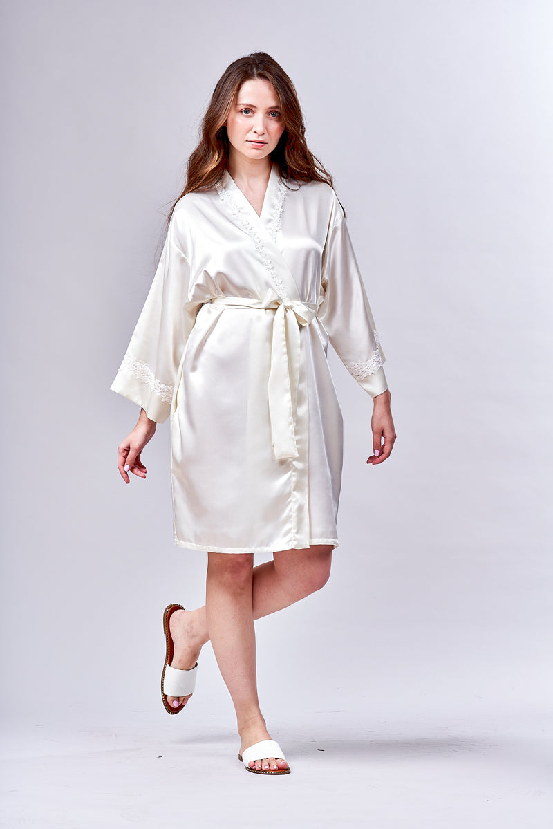 4020 -  Classic Short Kimono