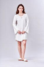 8501 Short gown with long sleeves