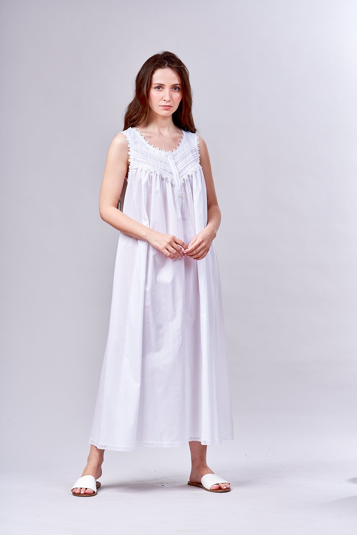 577 - Long gown  / 583 - Short gown