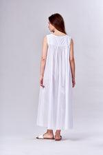 577 - Long gown  / 583 - Short gown