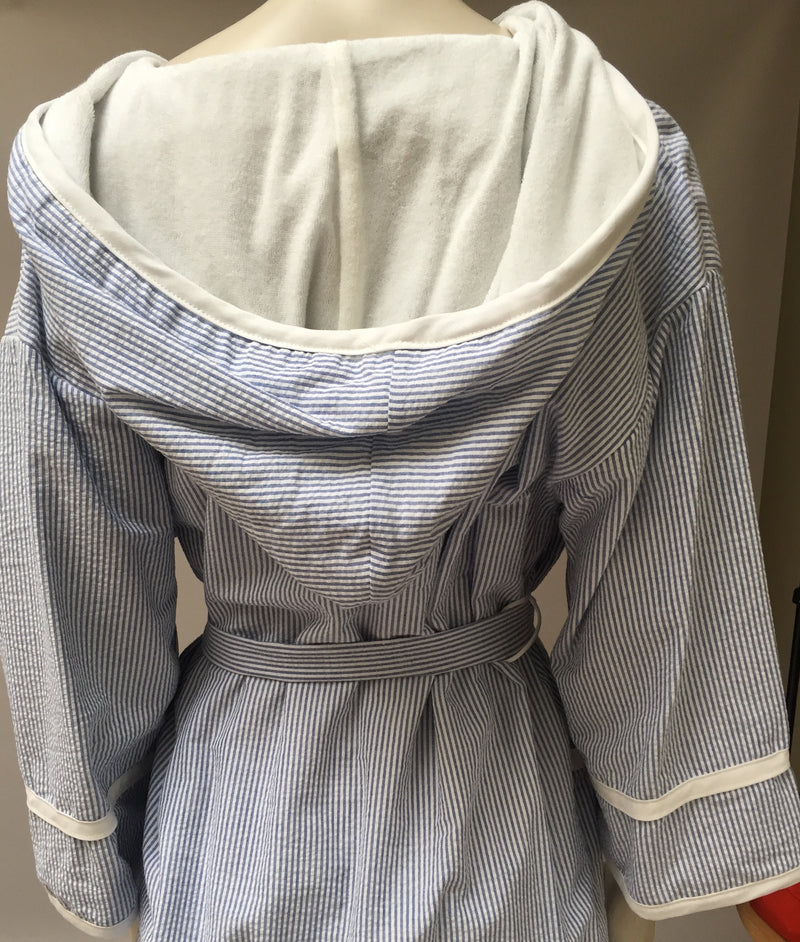 6026 Seersucker robe,Terry lined - (to clear- final sale)