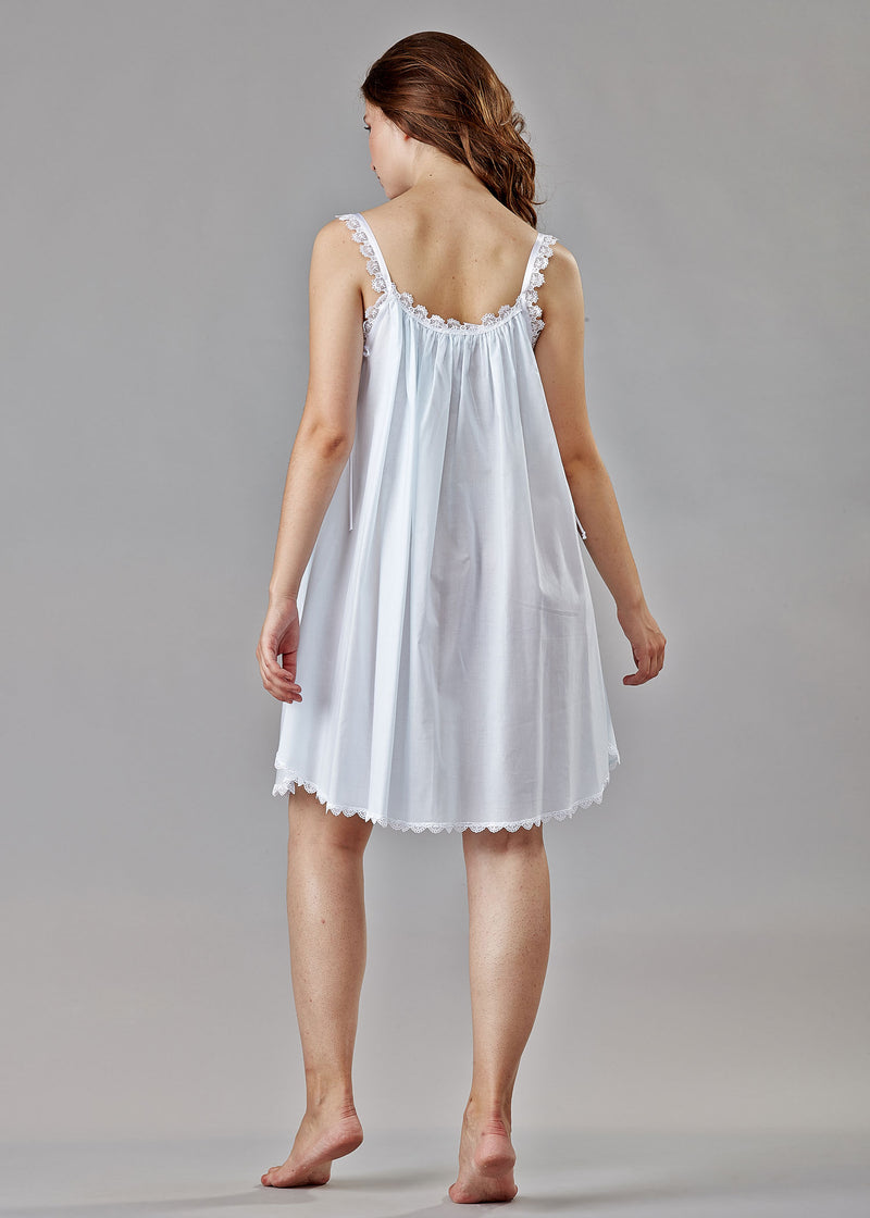 1203 -  Short gown with lace yoke