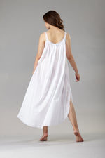 1507 - Long gown