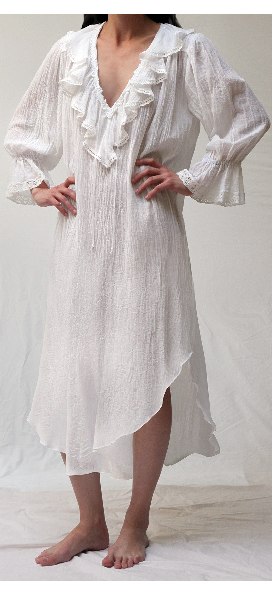 3013 - Long Poet Nightshirt