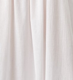 3501 - Short gown w ruffle